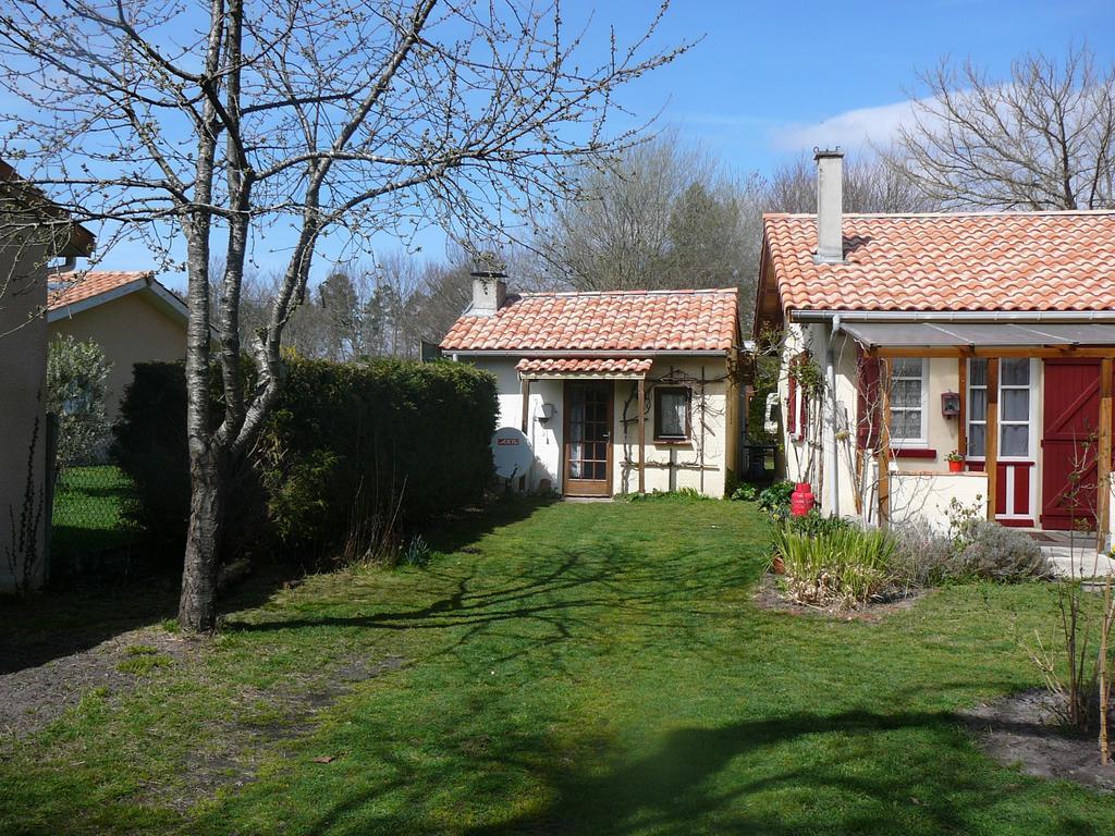 Guesthouse La Burle Parentis-en-Born Bilik gambar